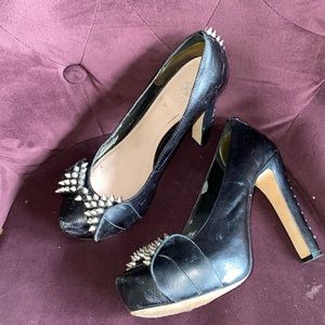 Vince comuto studded heels